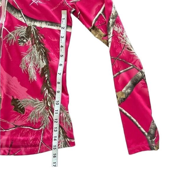 RealTree Pink Hunting Camo 1/2 Zip Long Sleeve Thumb Holes Pullover Size Small - Picture 10 of 12